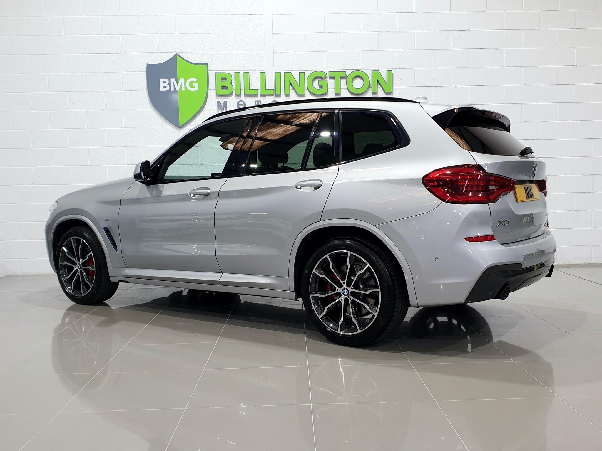 BMW X3 view 5