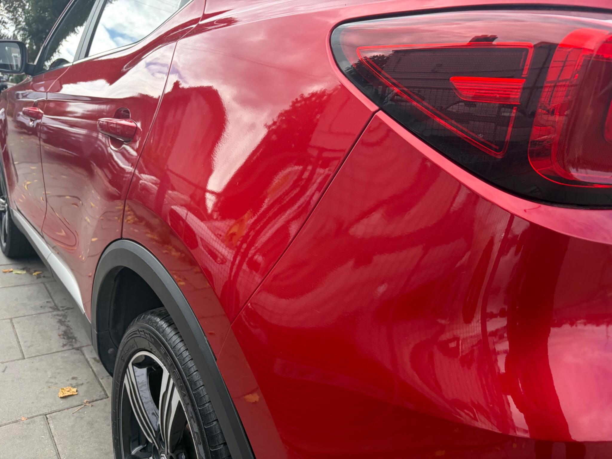 MG ZS view 34