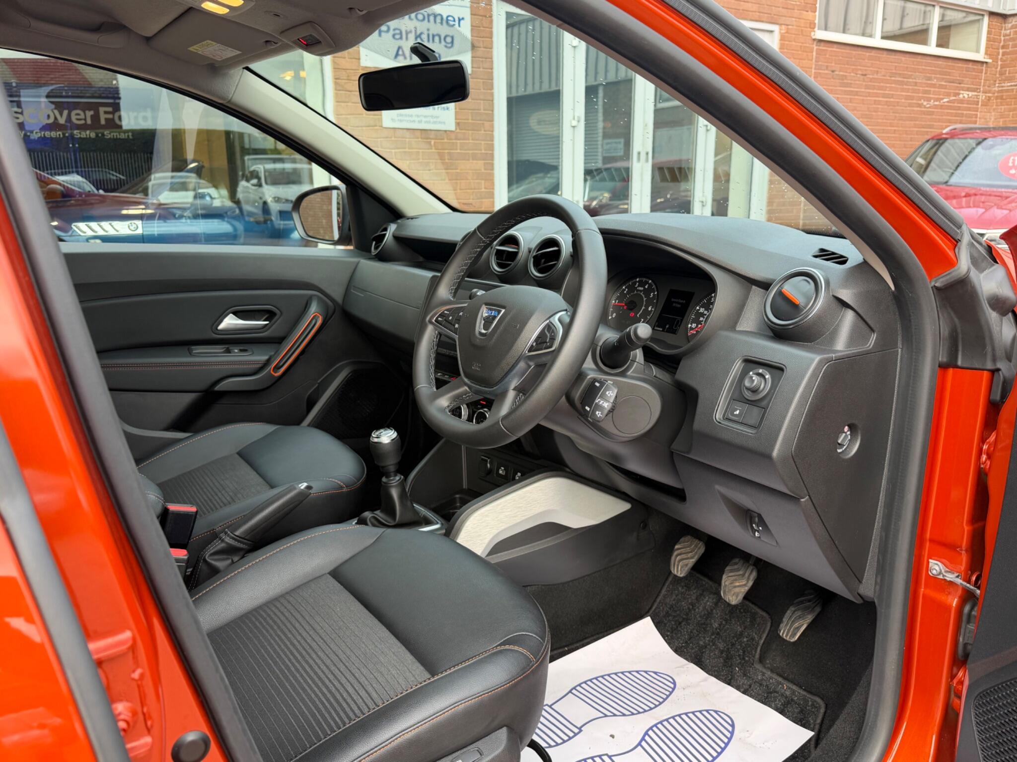 Dacia Duster view 62