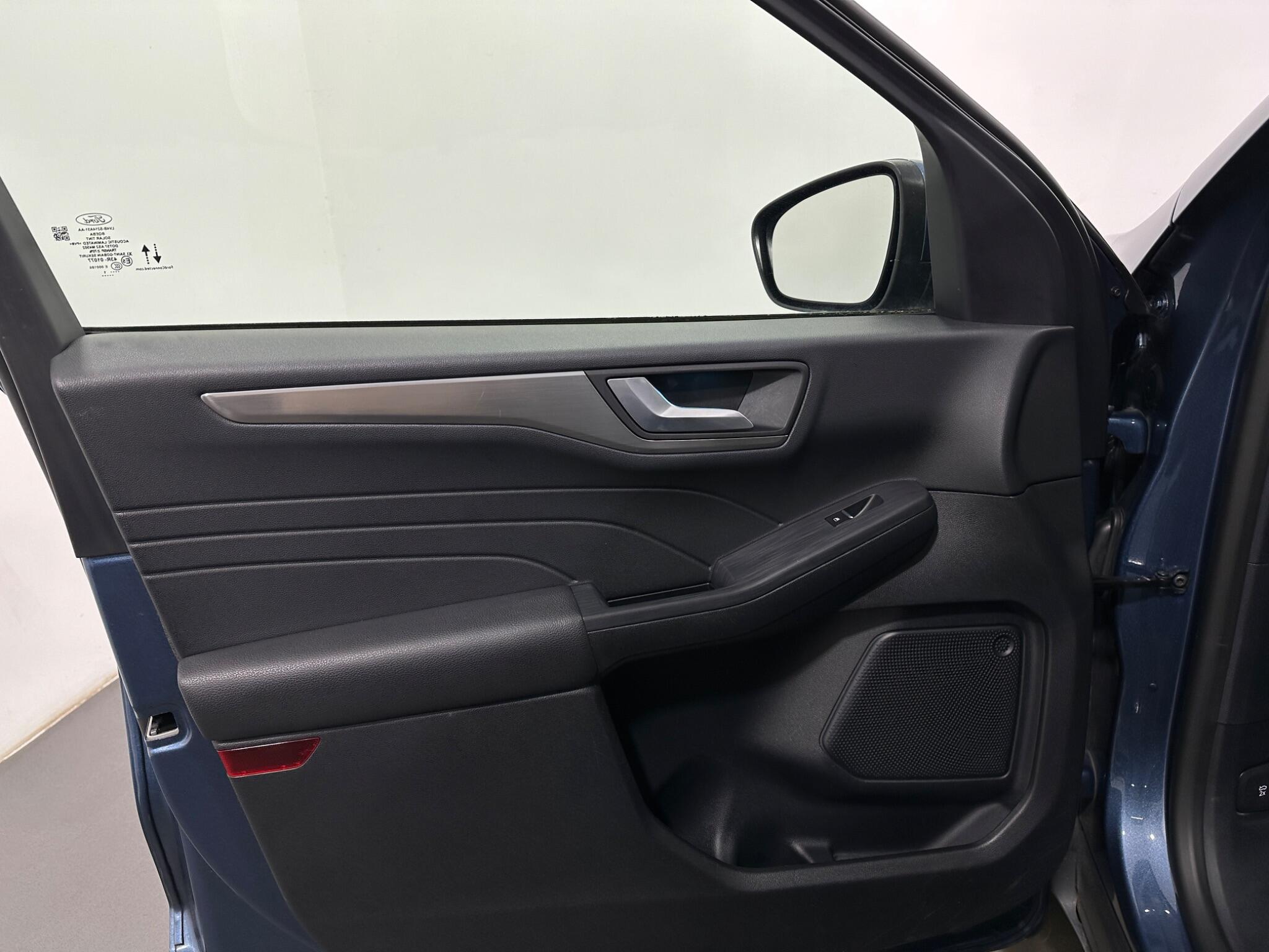 Ford Kuga view 36