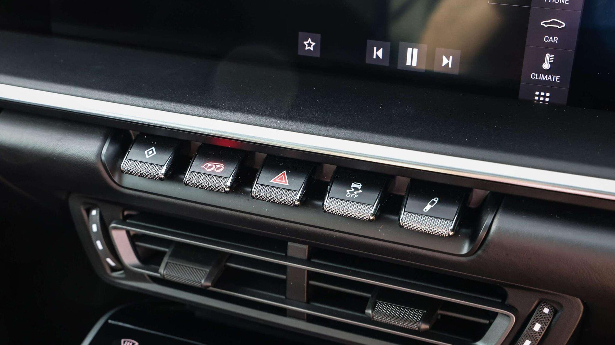 Porsche 911 view 19