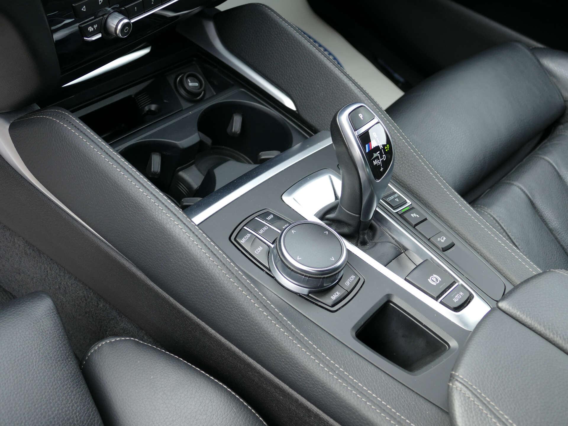 BMW X6 view 29