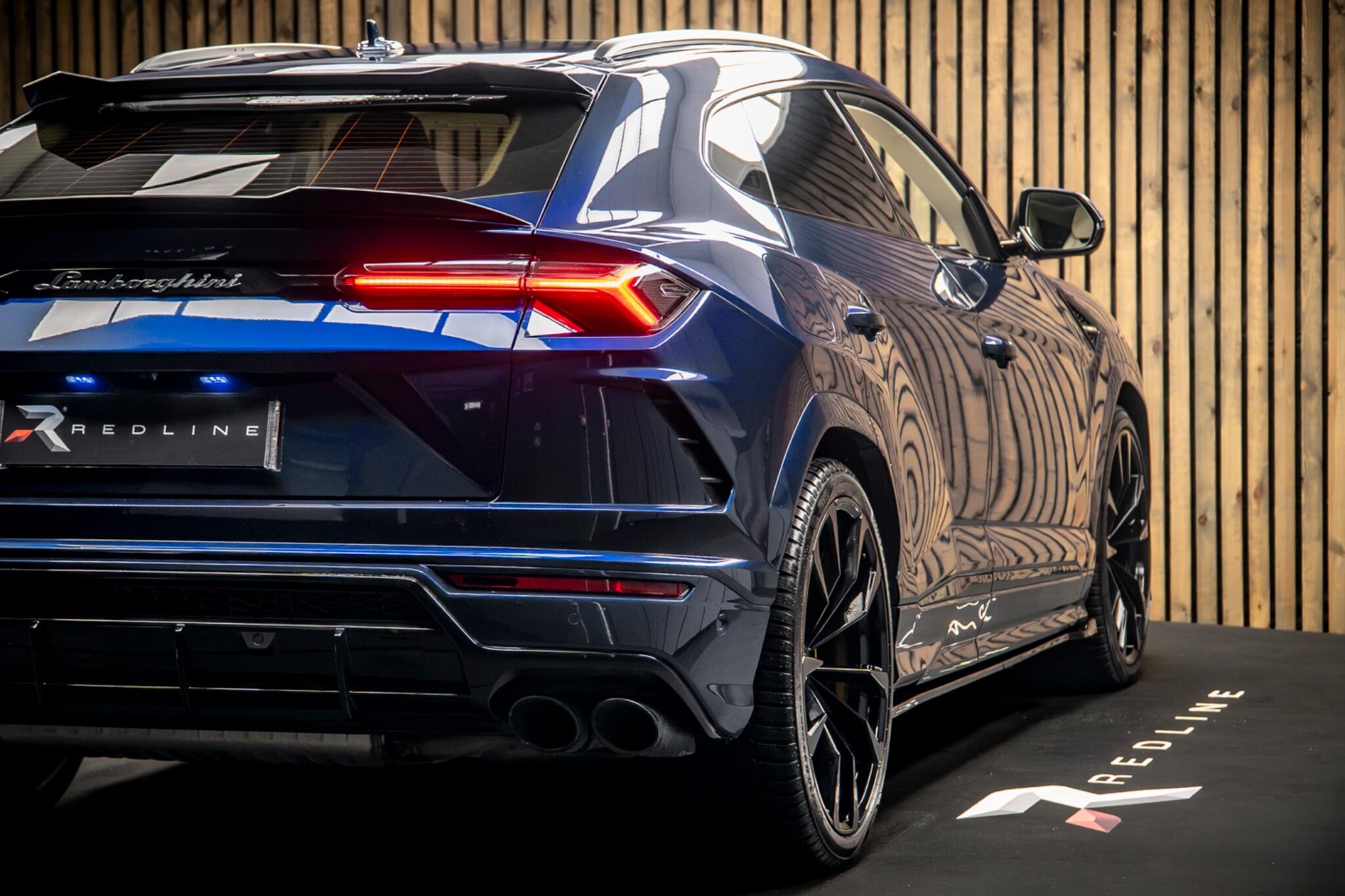 Lamborghini Urus view 22
