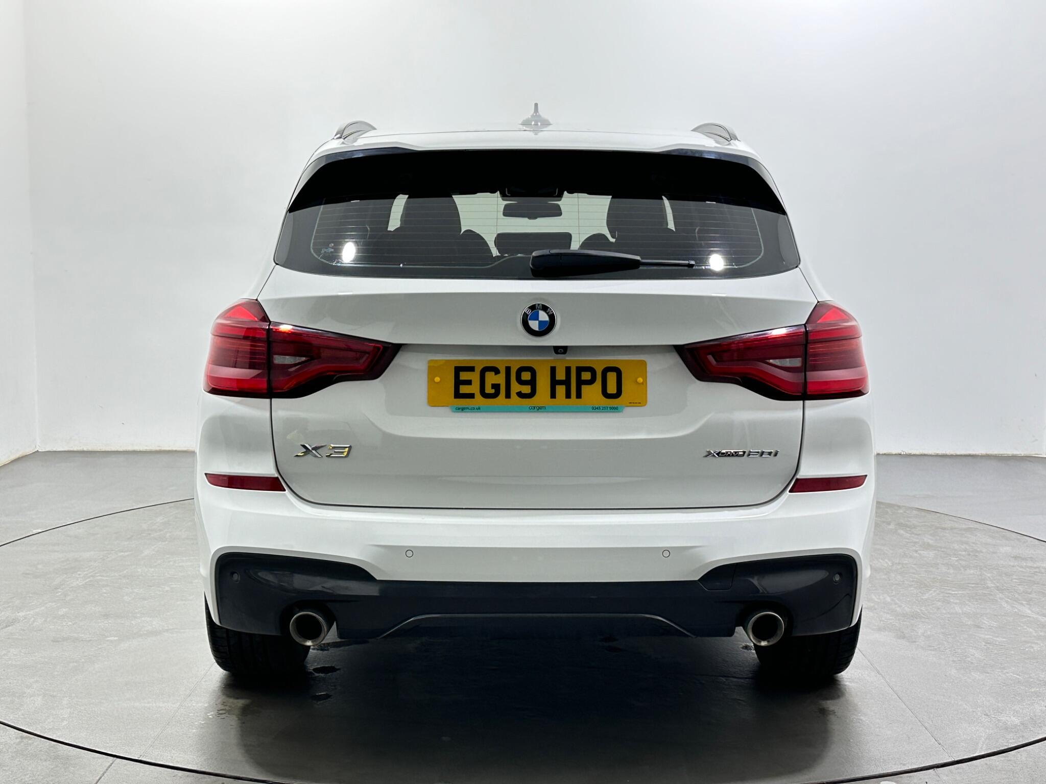 BMW X3 view 7