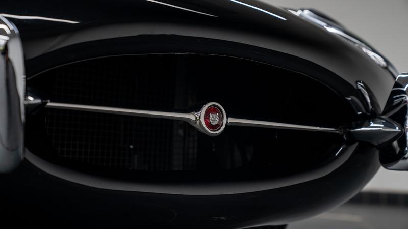 Jaguar E-Type view 10