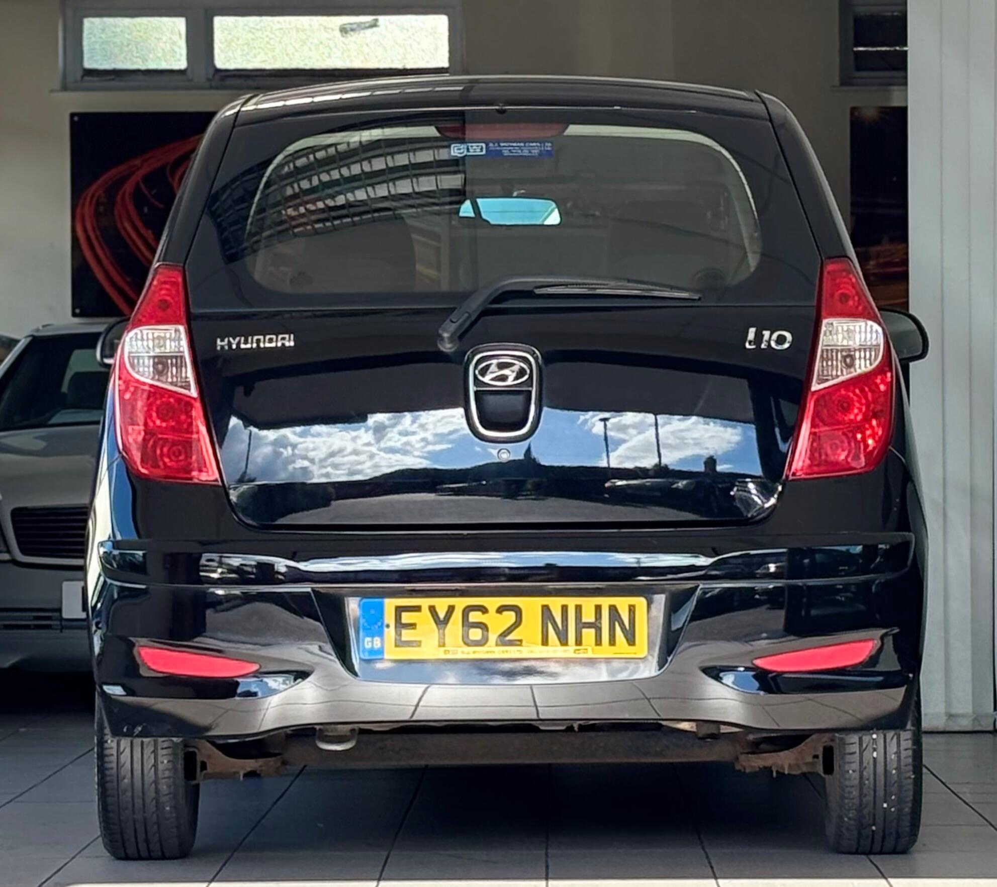 Hyundai I10 view 7
