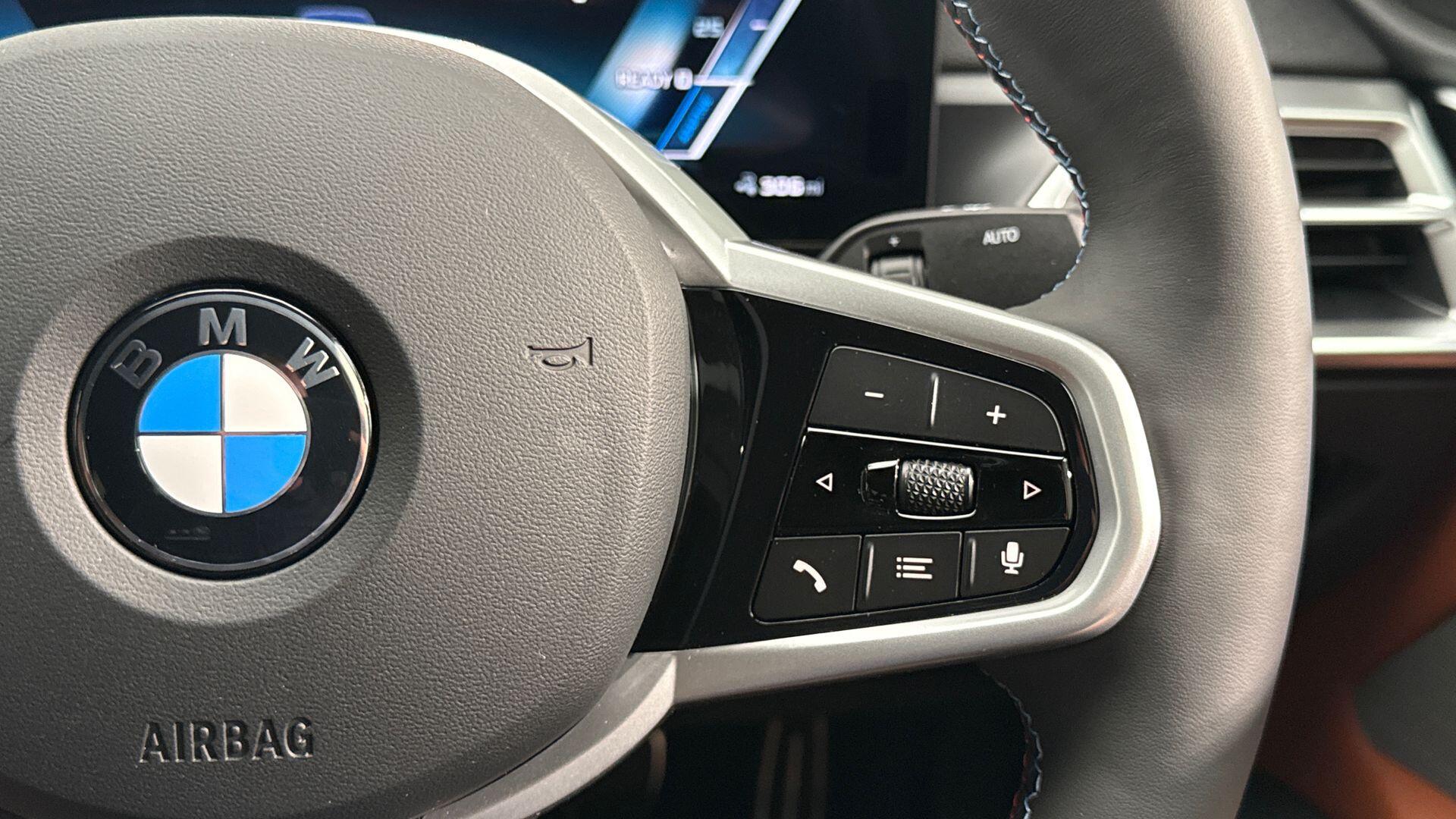 BMW I4 view 18
