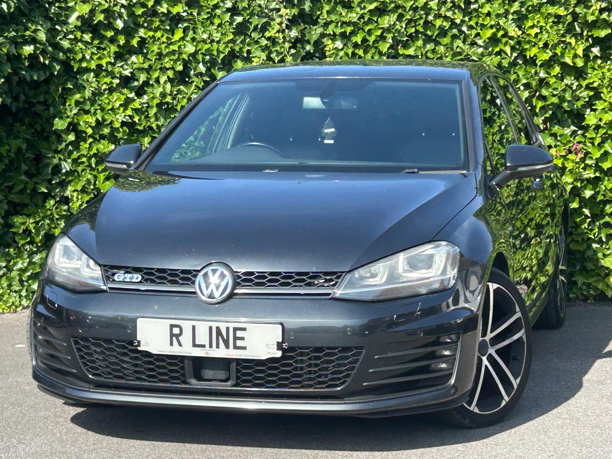 Volkswagen Golf view 6