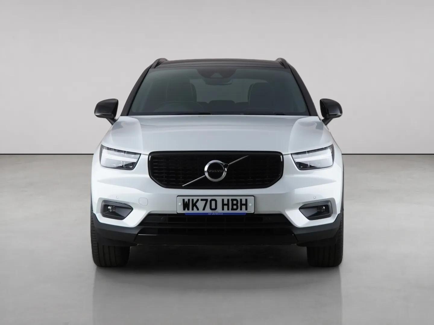 Volvo XC40 view 5