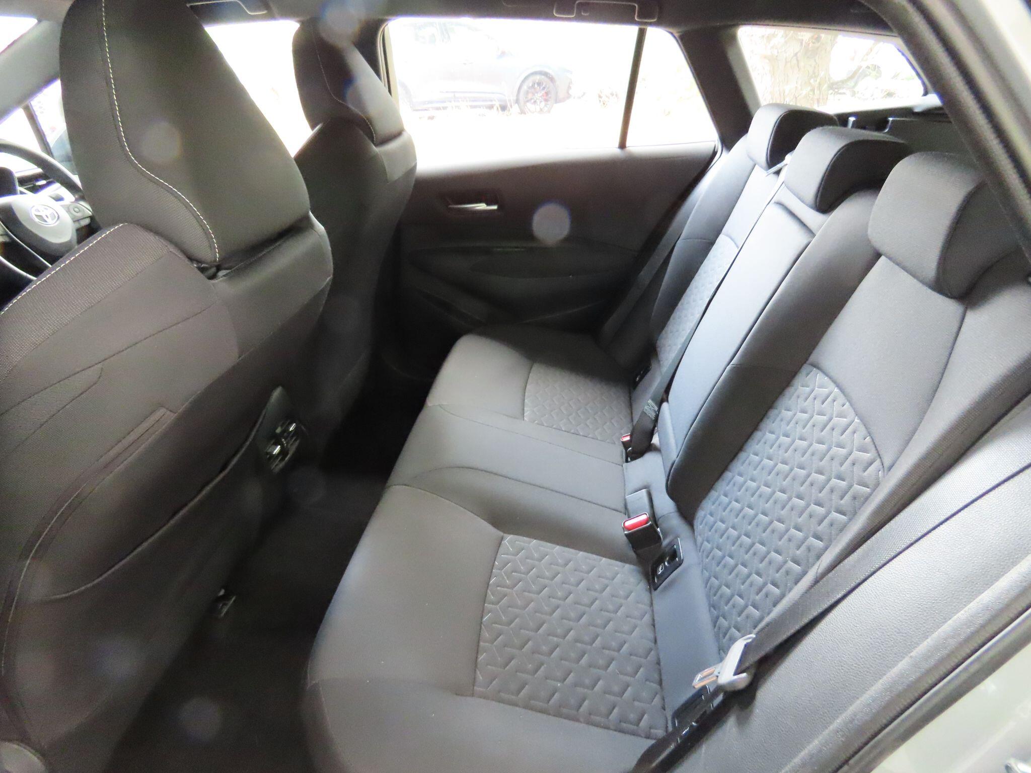 Toyota Corolla view 7