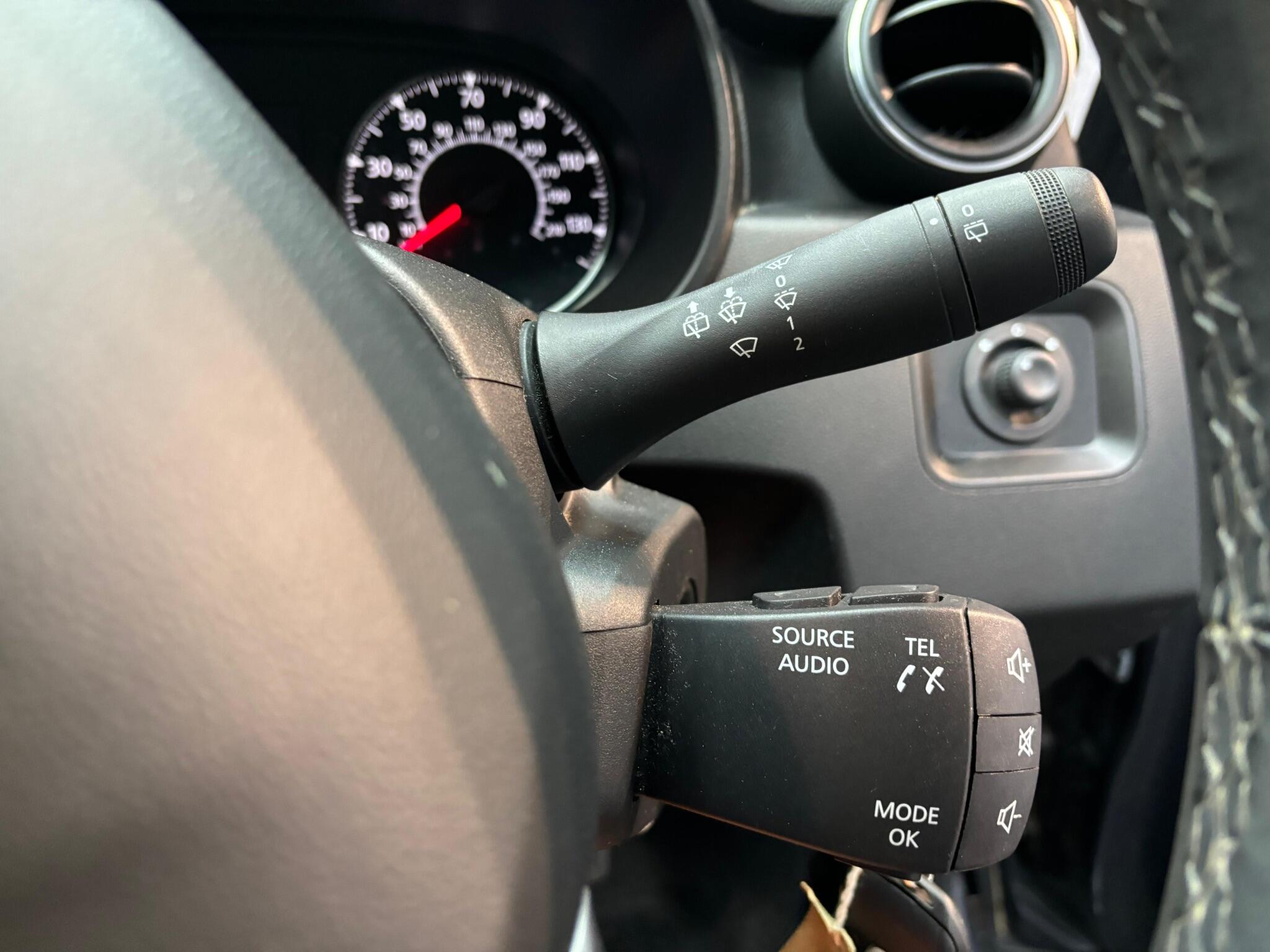 Dacia Duster view 26