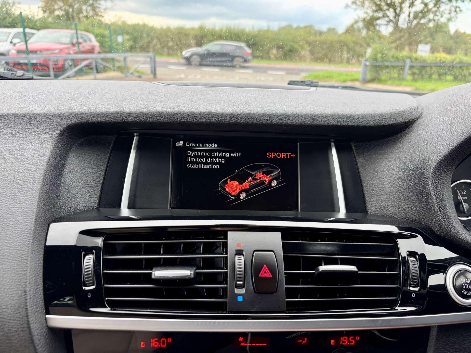 BMW X4 view 48