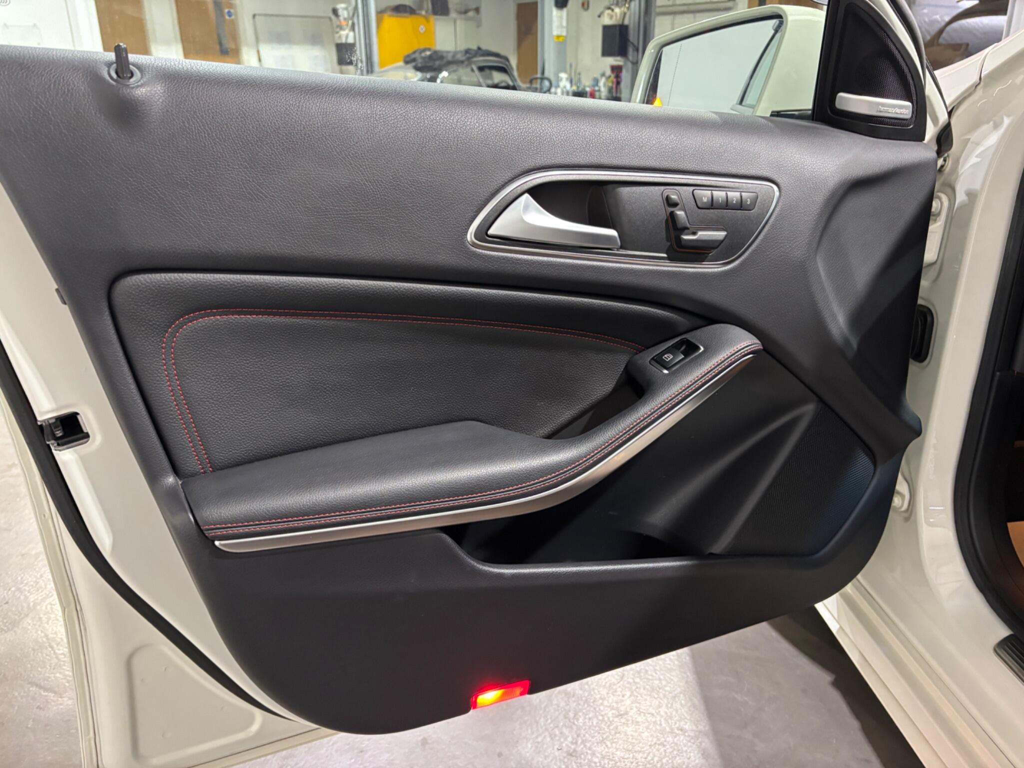 Mercedes-Benz A Class view 18
