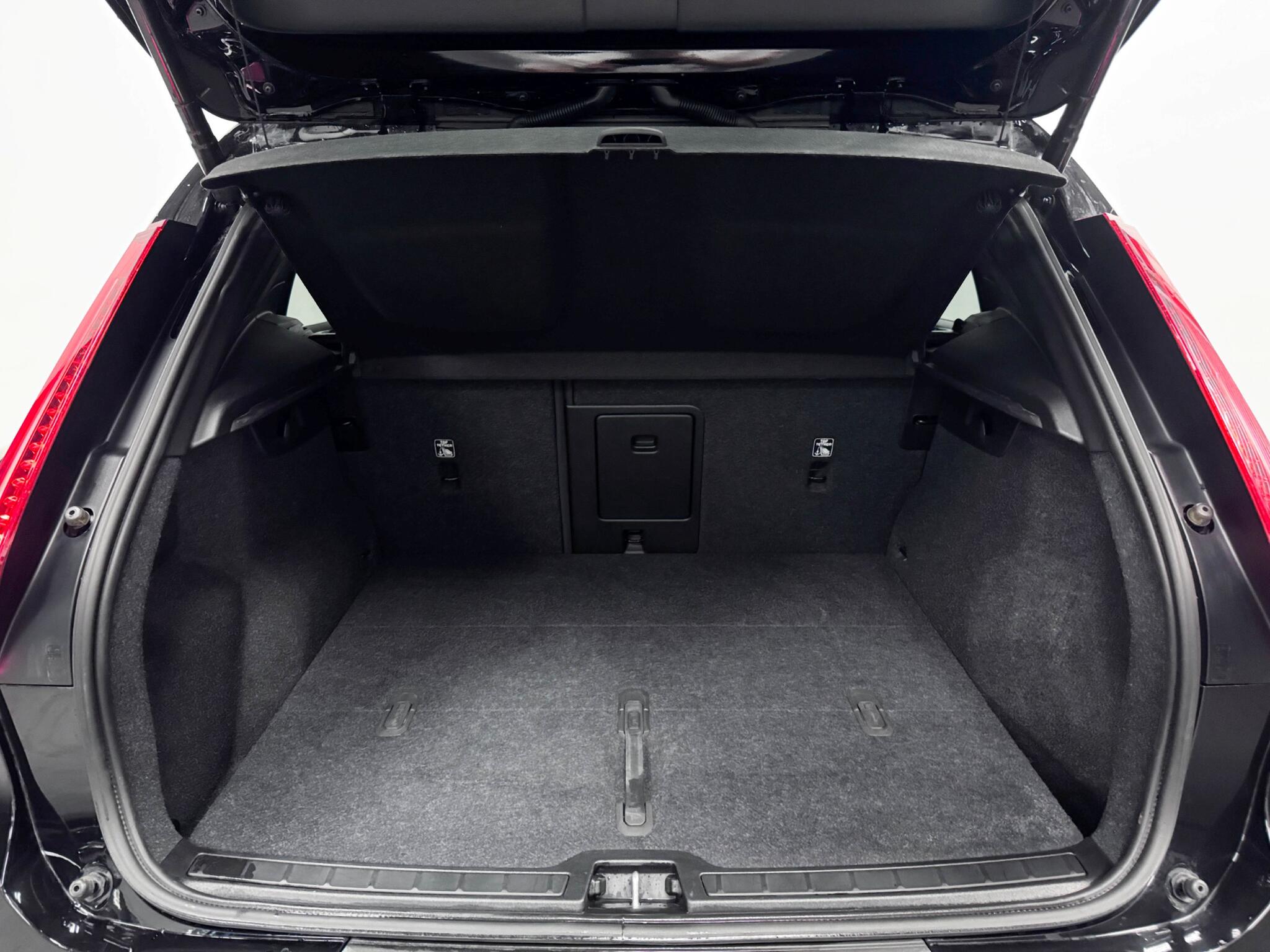Volvo XC40 view 7