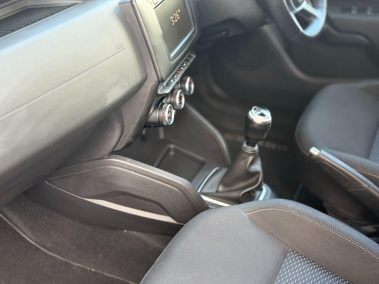 Dacia Duster view 94