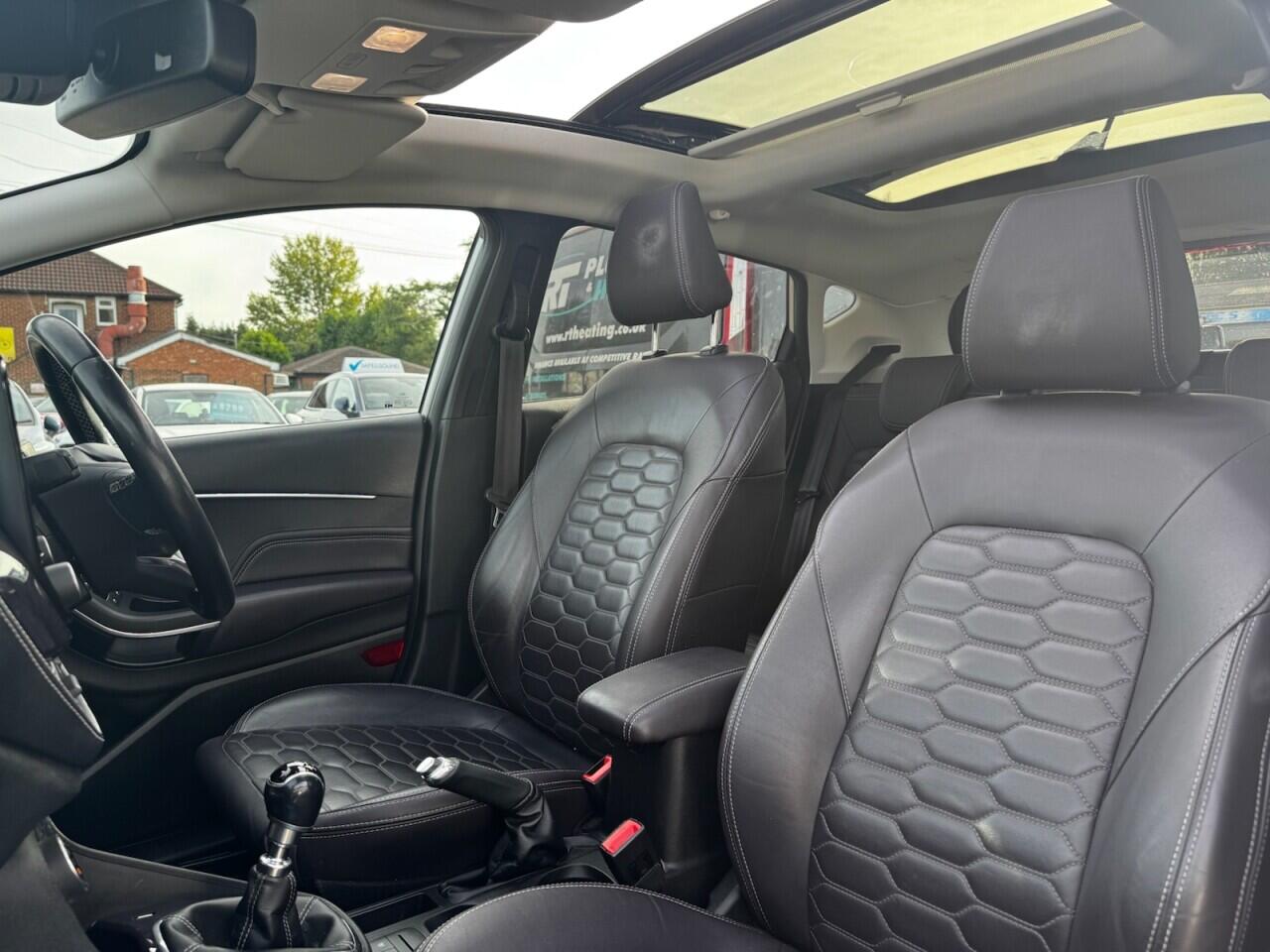 Ford Fiesta view 46