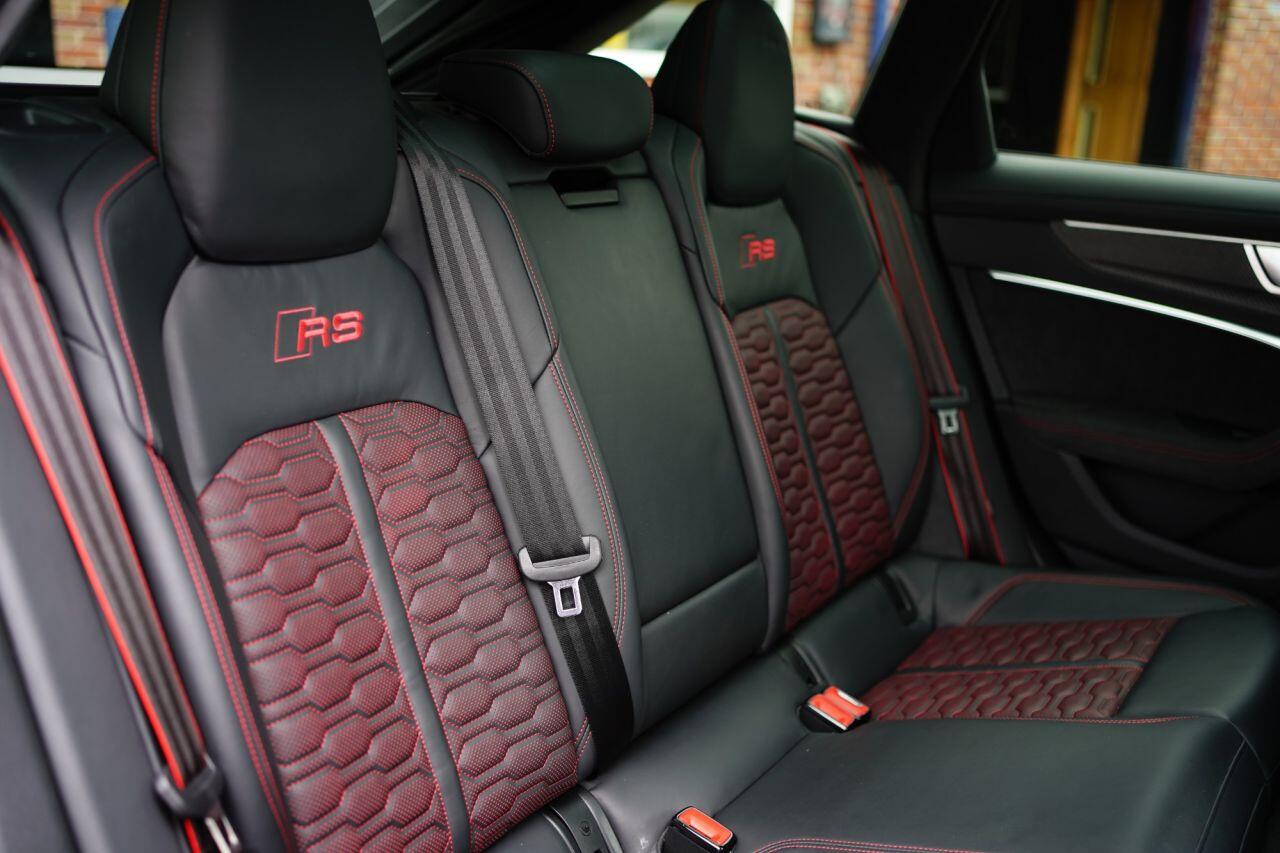 Audi RS6 view 38