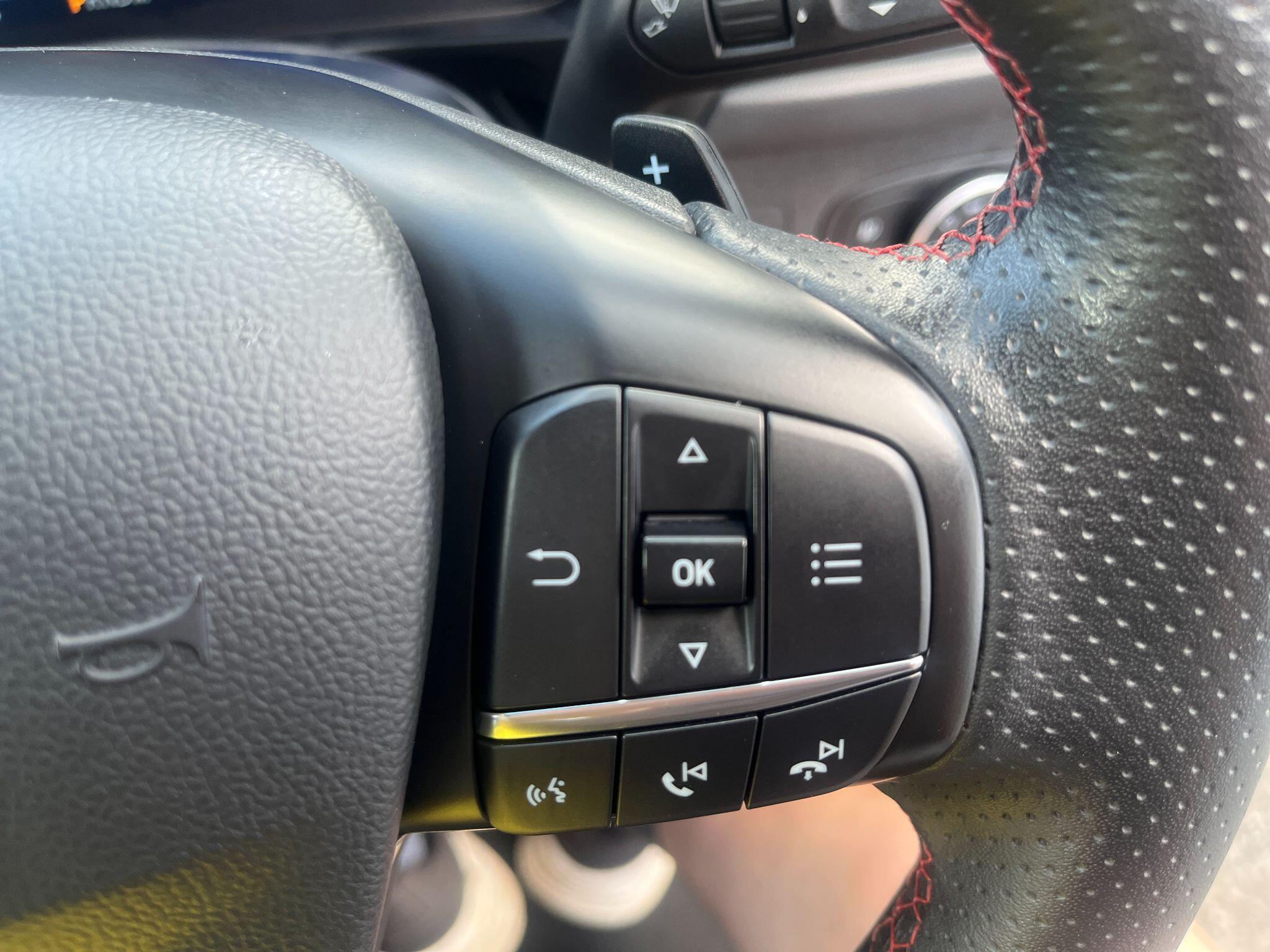 Ford Focus view 34