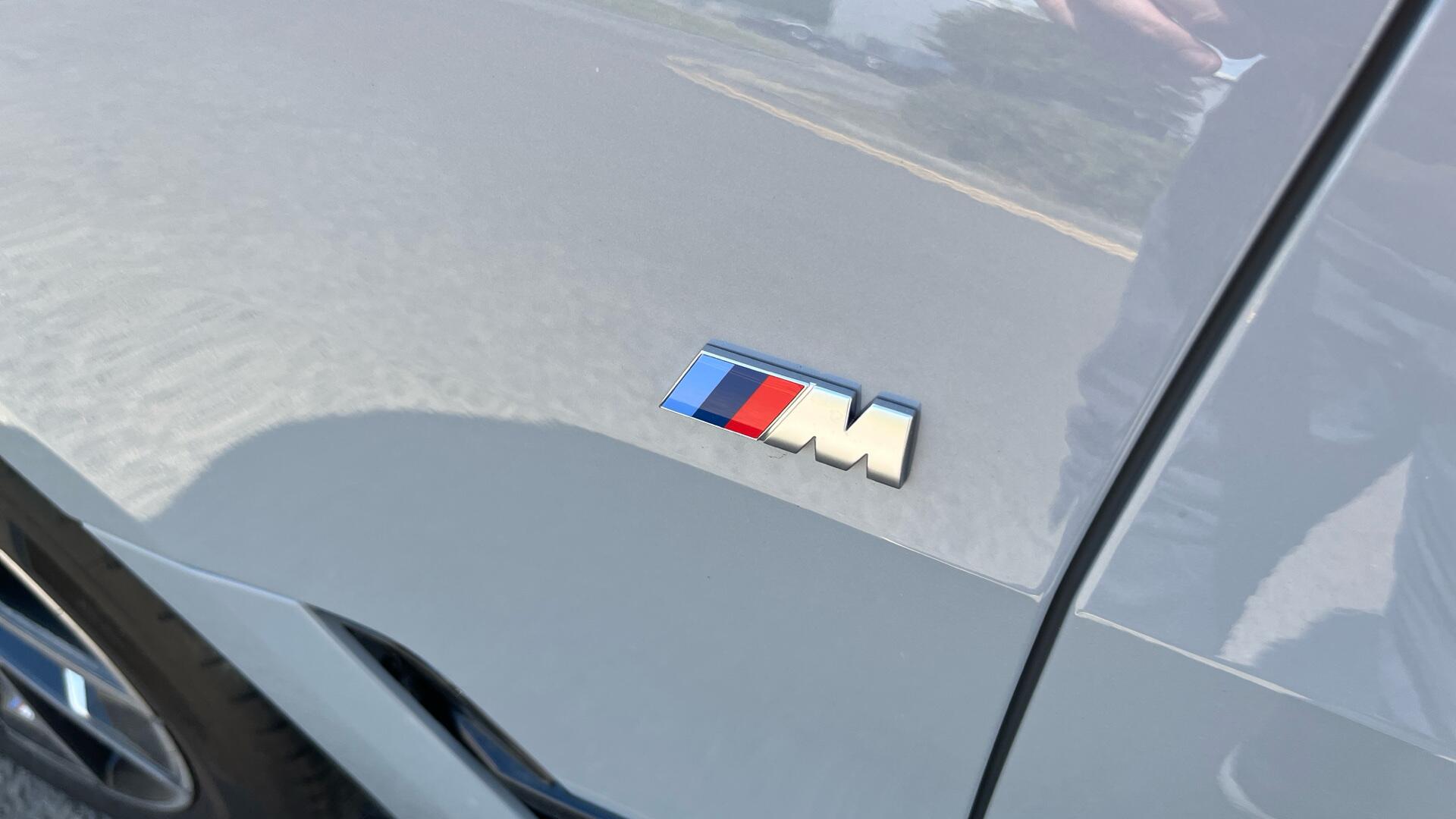 BMW i4 view 40