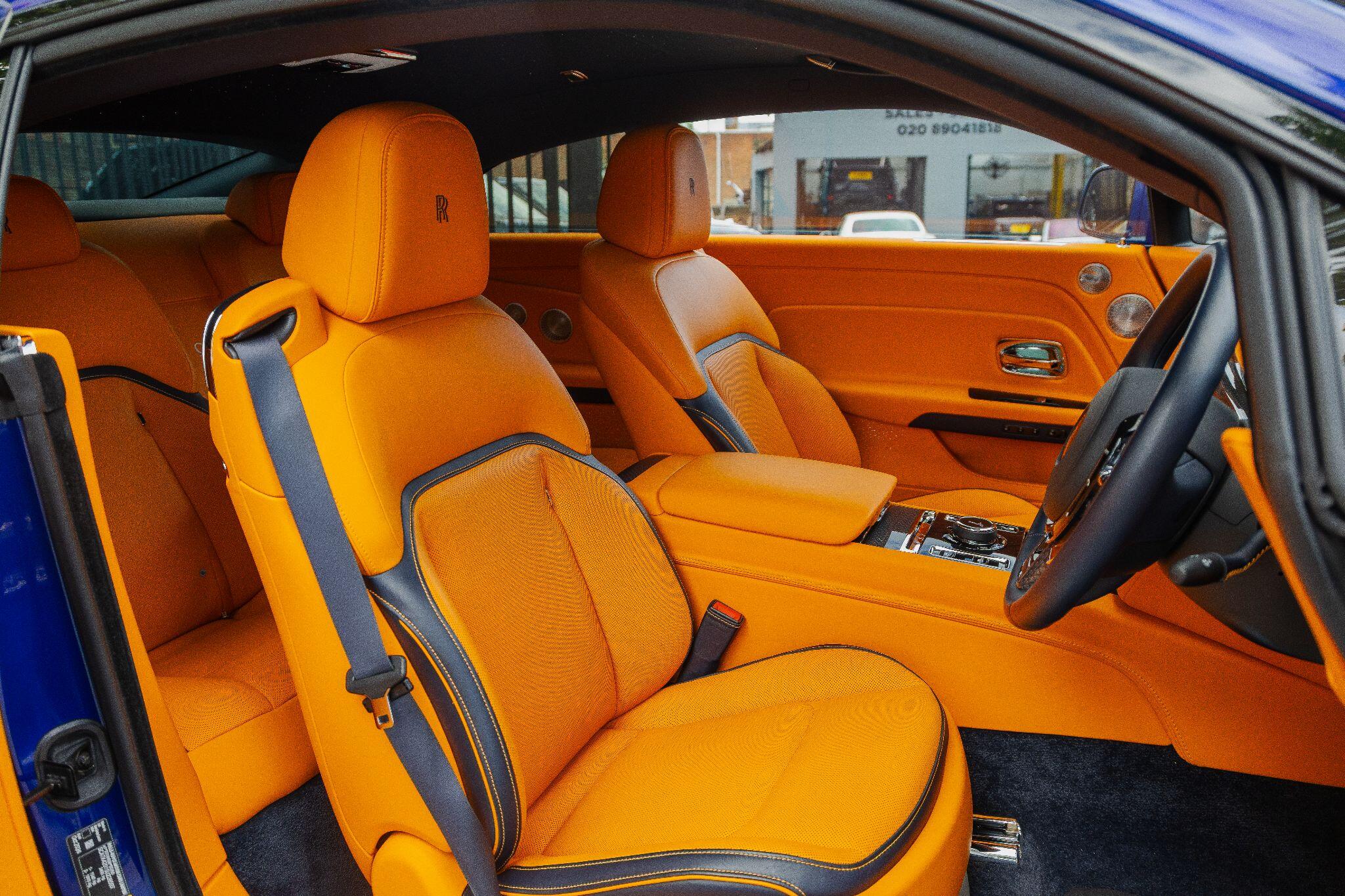 Rolls-Royce Spectre view 15