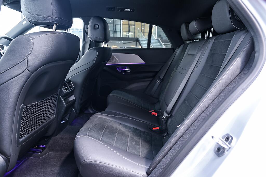 Mercedes-Benz GLE view 16