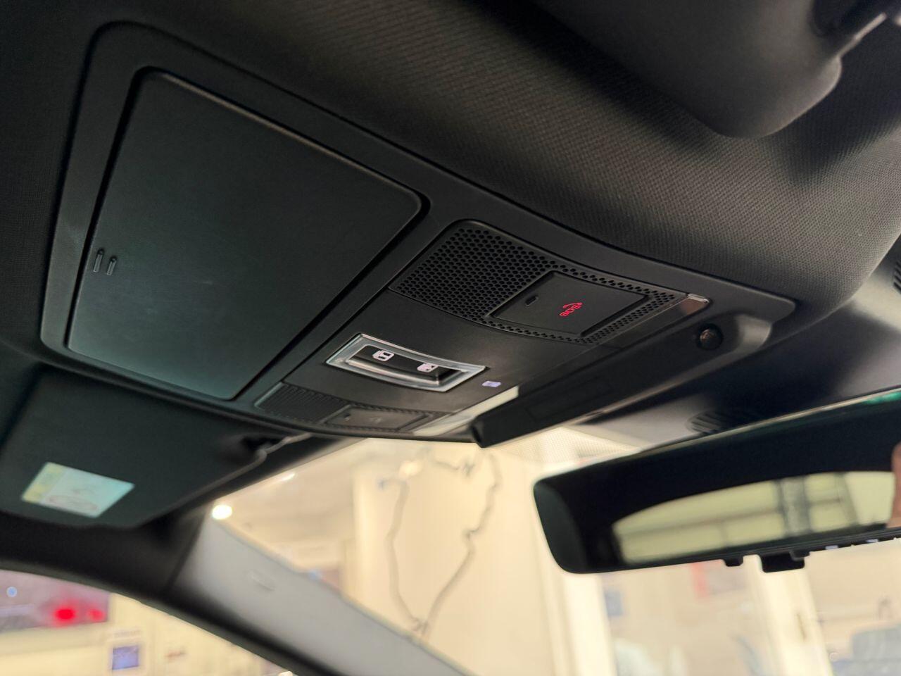 Land Rover Range Rover Evoque view 49