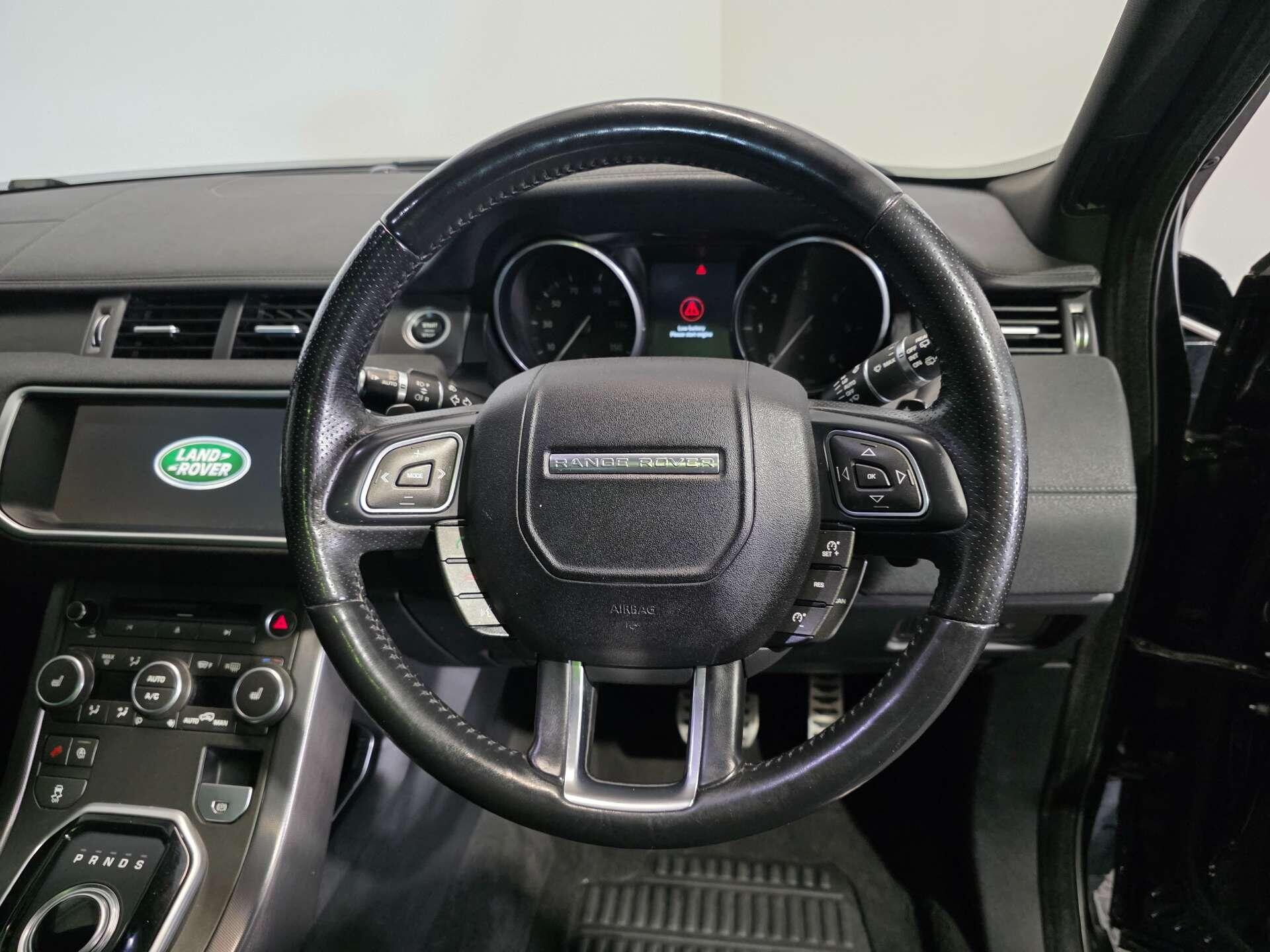 Land Rover Range Rover Evoque view 30