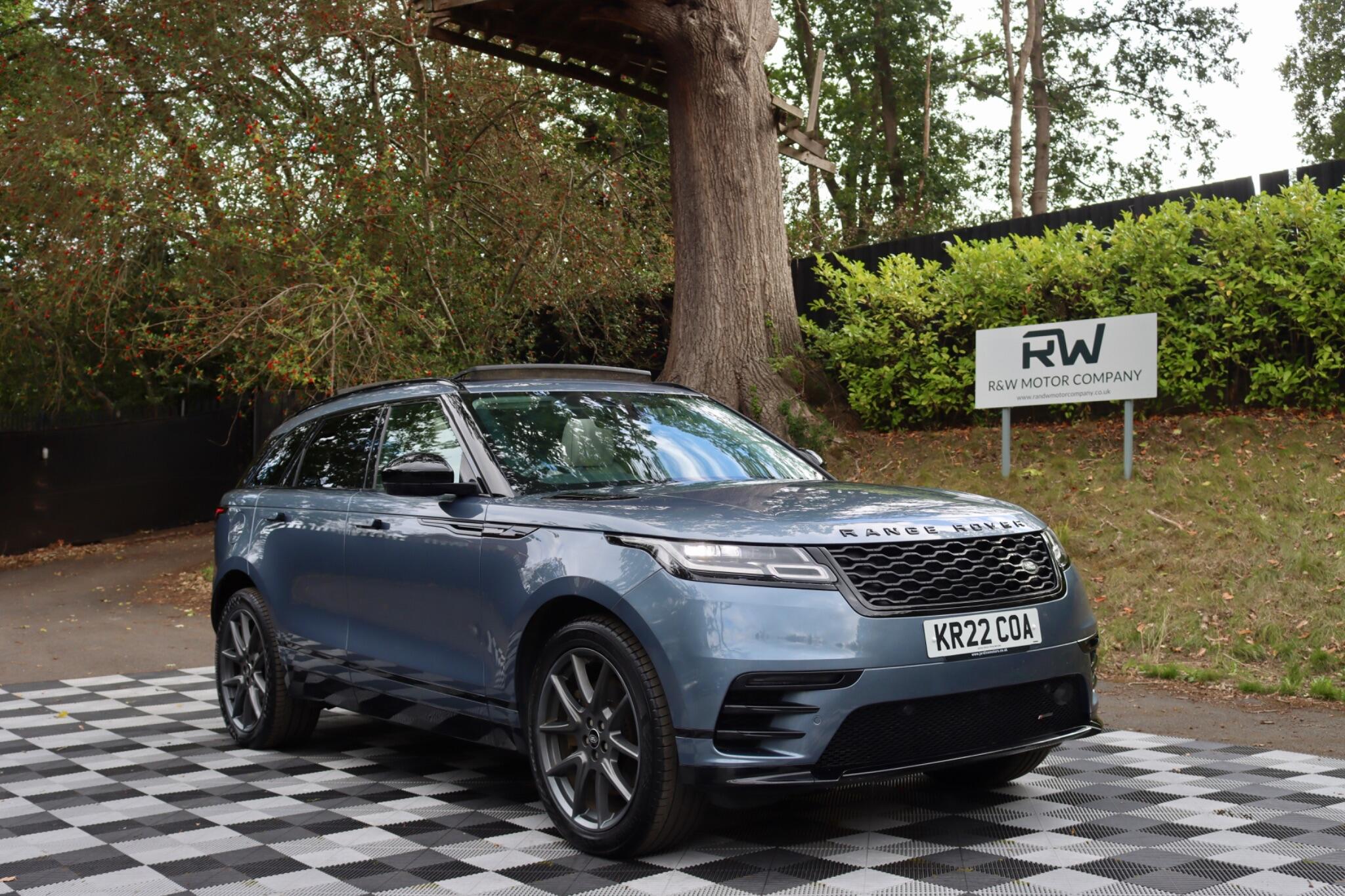 Land Rover Range Rover Velar view 40