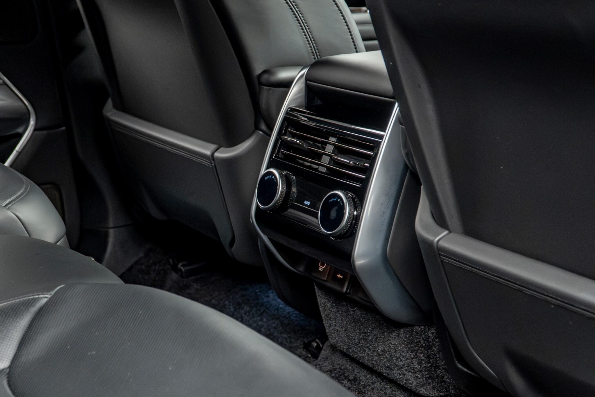 Land Rover Range Rover view 45