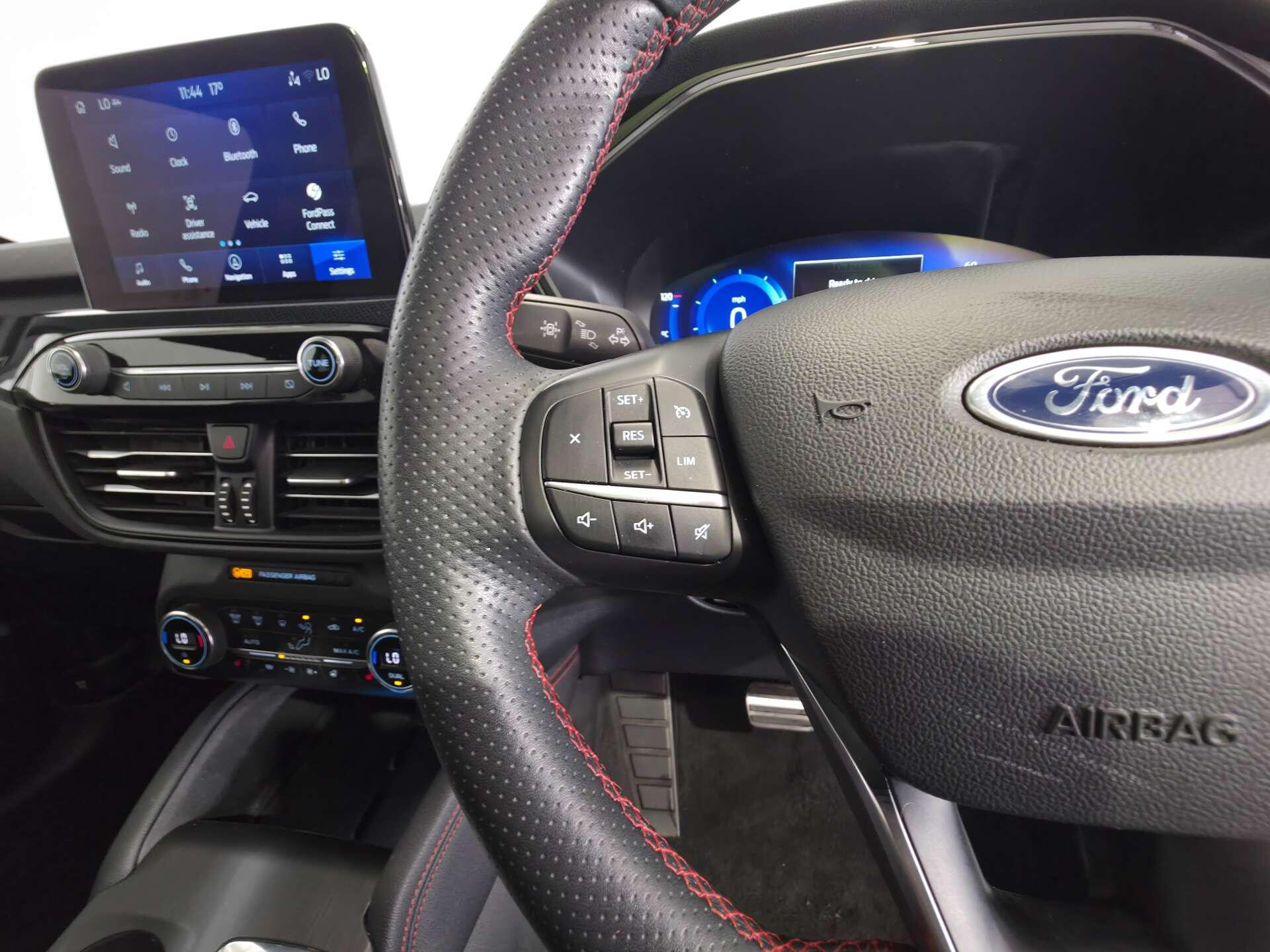 Ford Kuga view 33