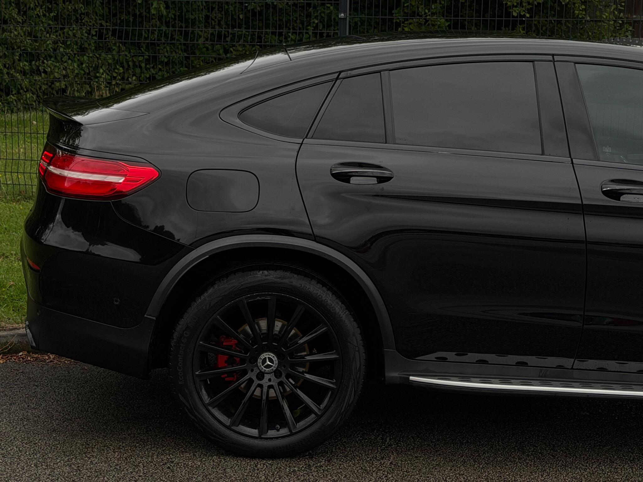 Mercedes-Benz GLC view 22