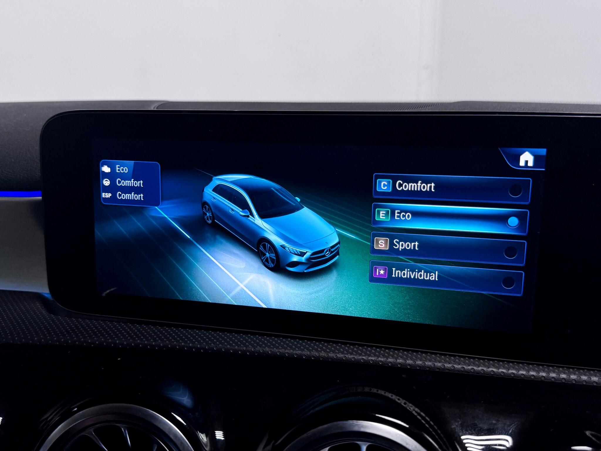 Mercedes-Benz A-Class view 64