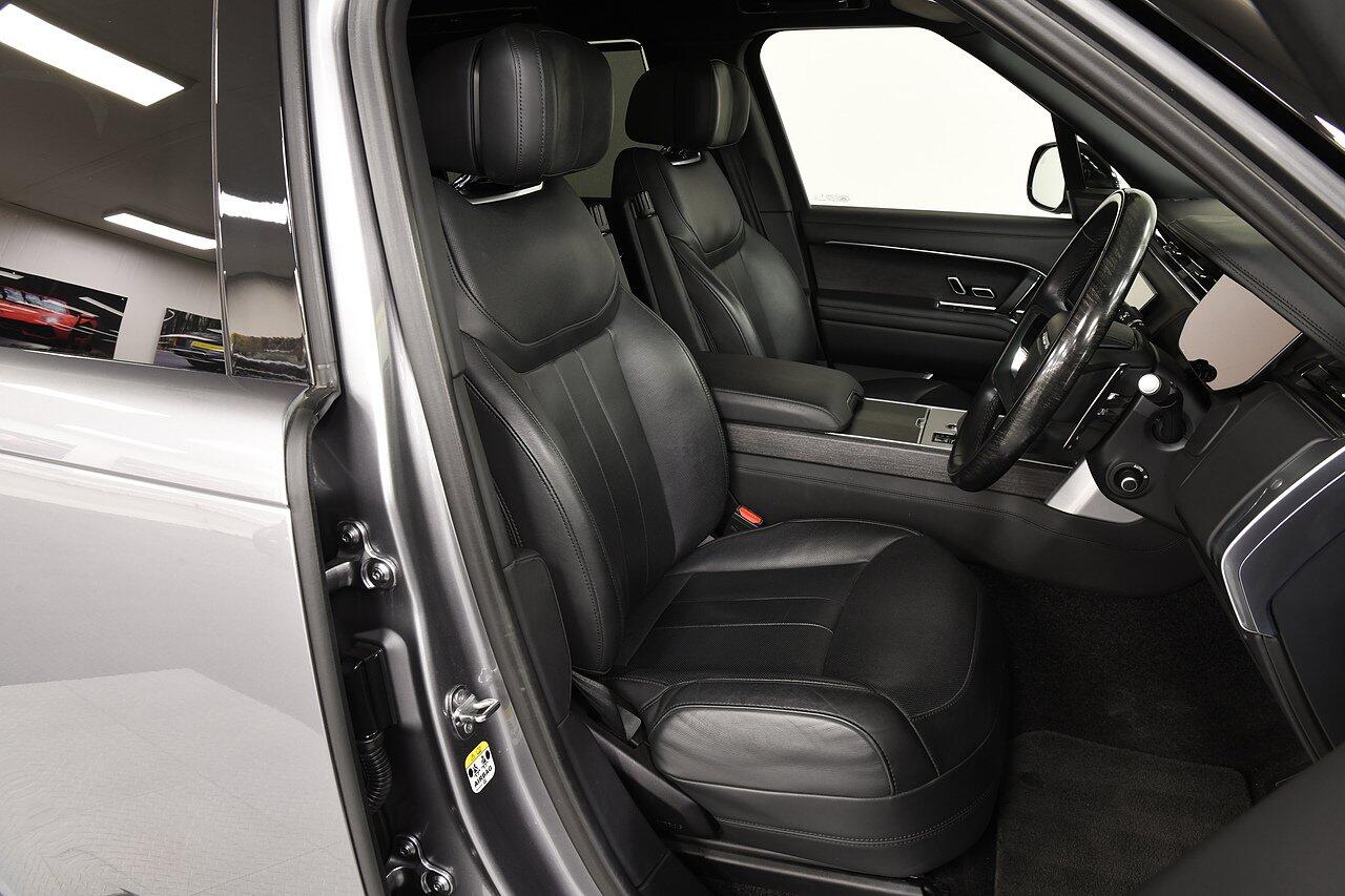 Land Rover Range Rover view 7
