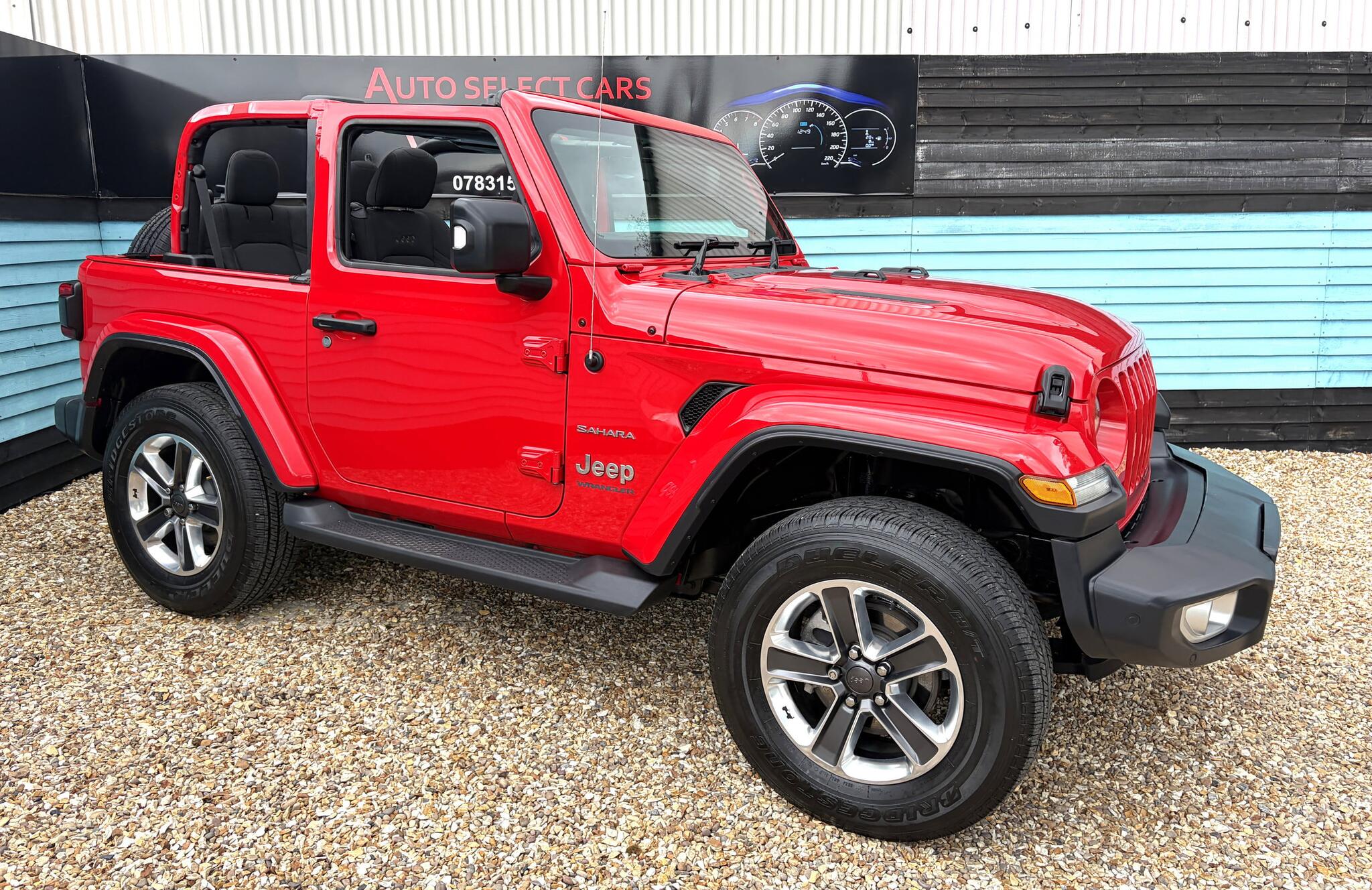 Jeep Wrangler view 3