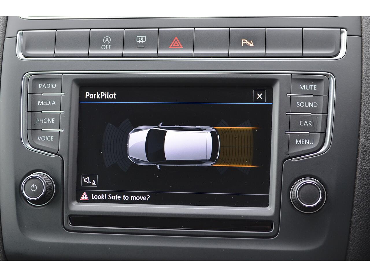 Volkswagen Polo view 19
