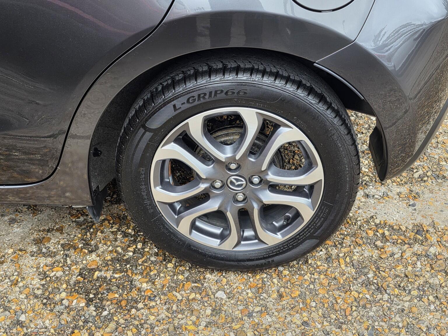 Mazda Mazda2 view 12