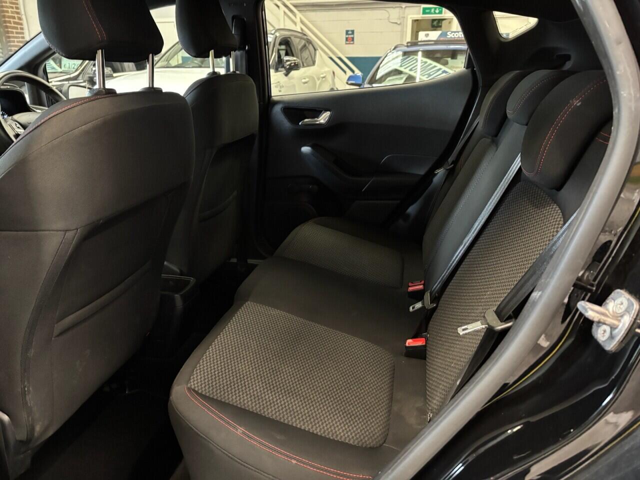 Ford Fiesta view 19
