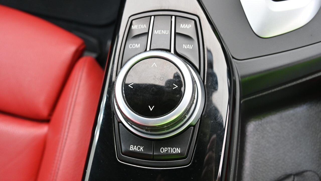 BMW 2 Series view 36