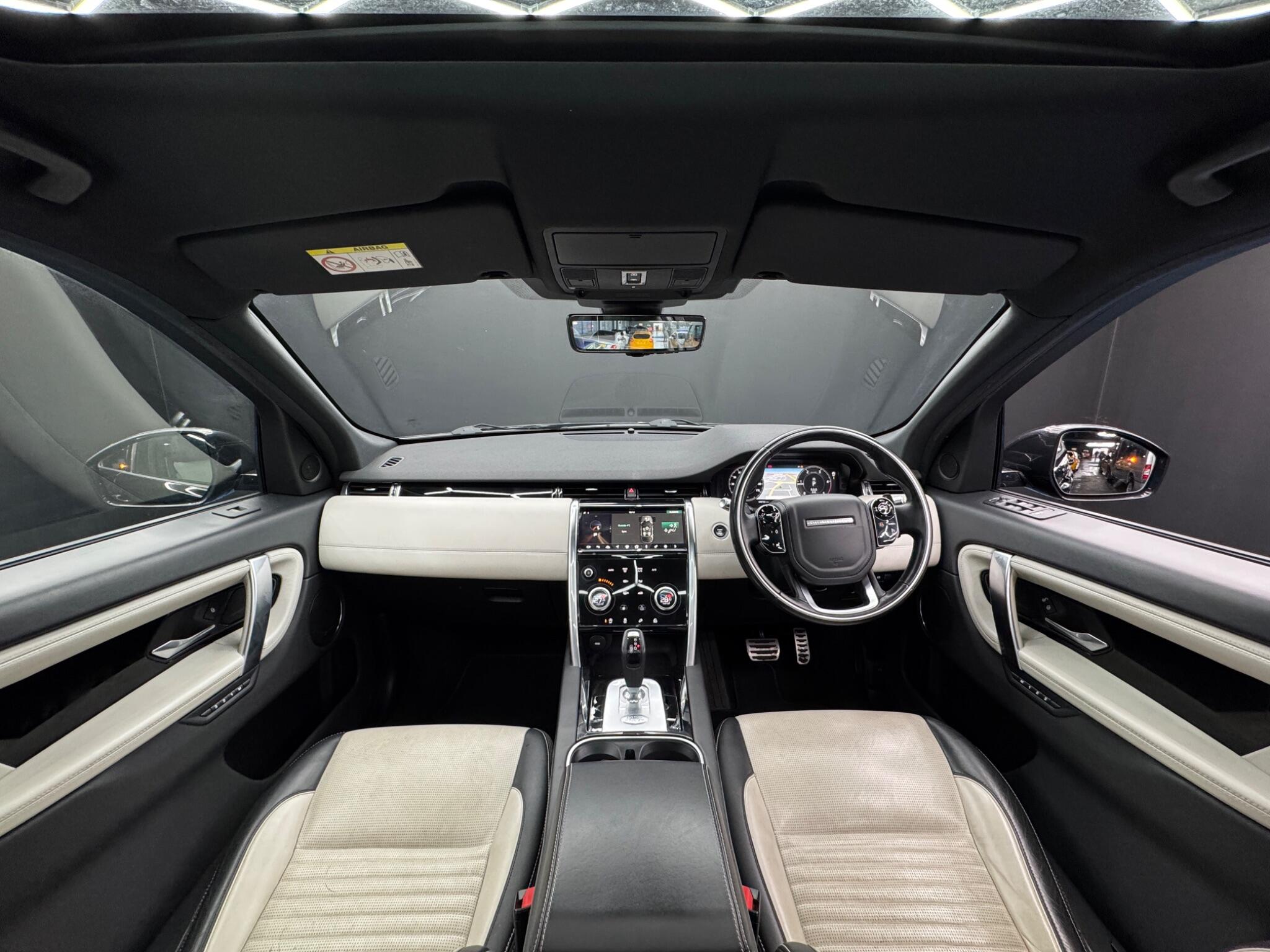 Land Rover Discovery Sport view 18