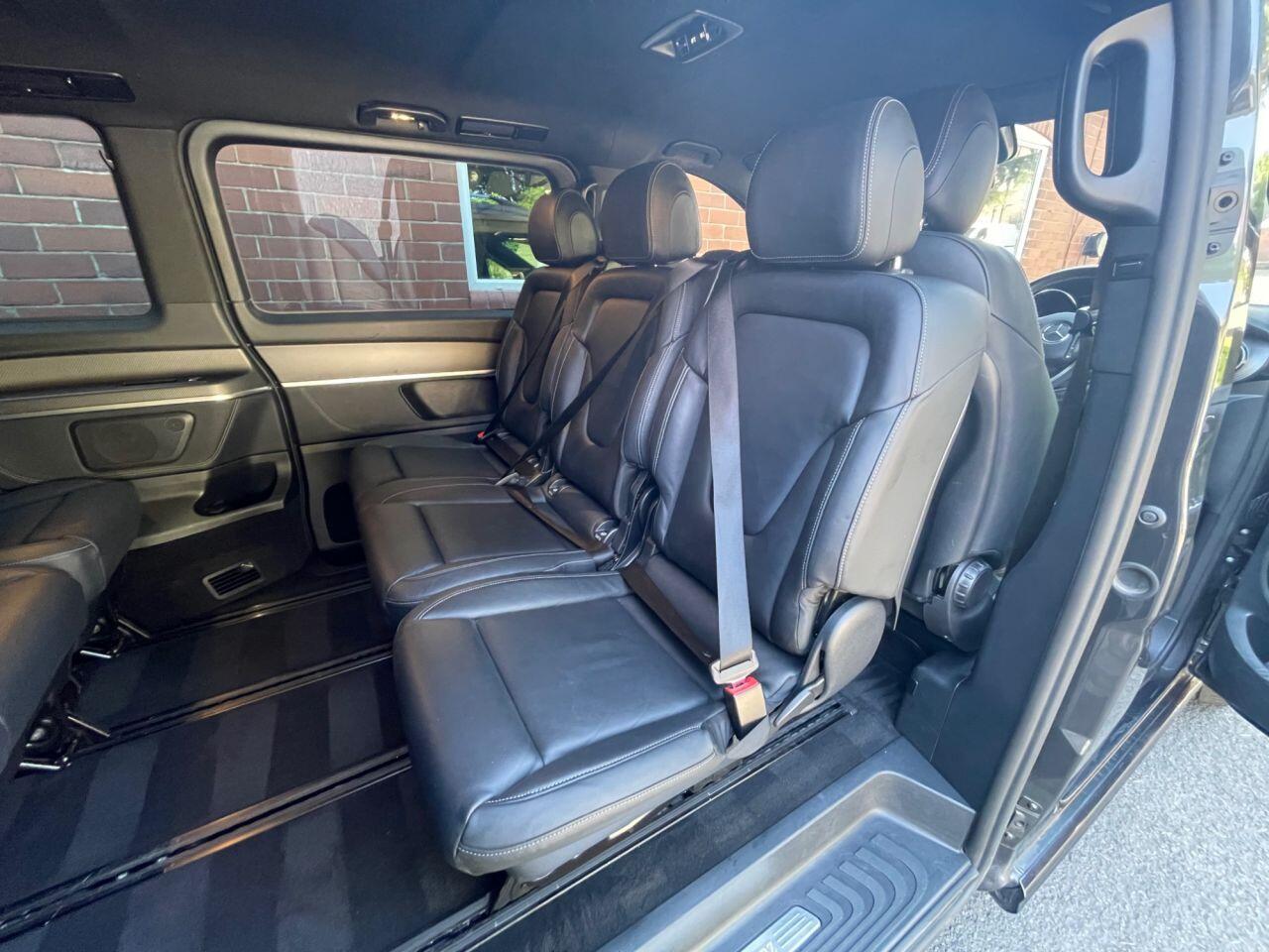 Mercedes-Benz V Class view 12