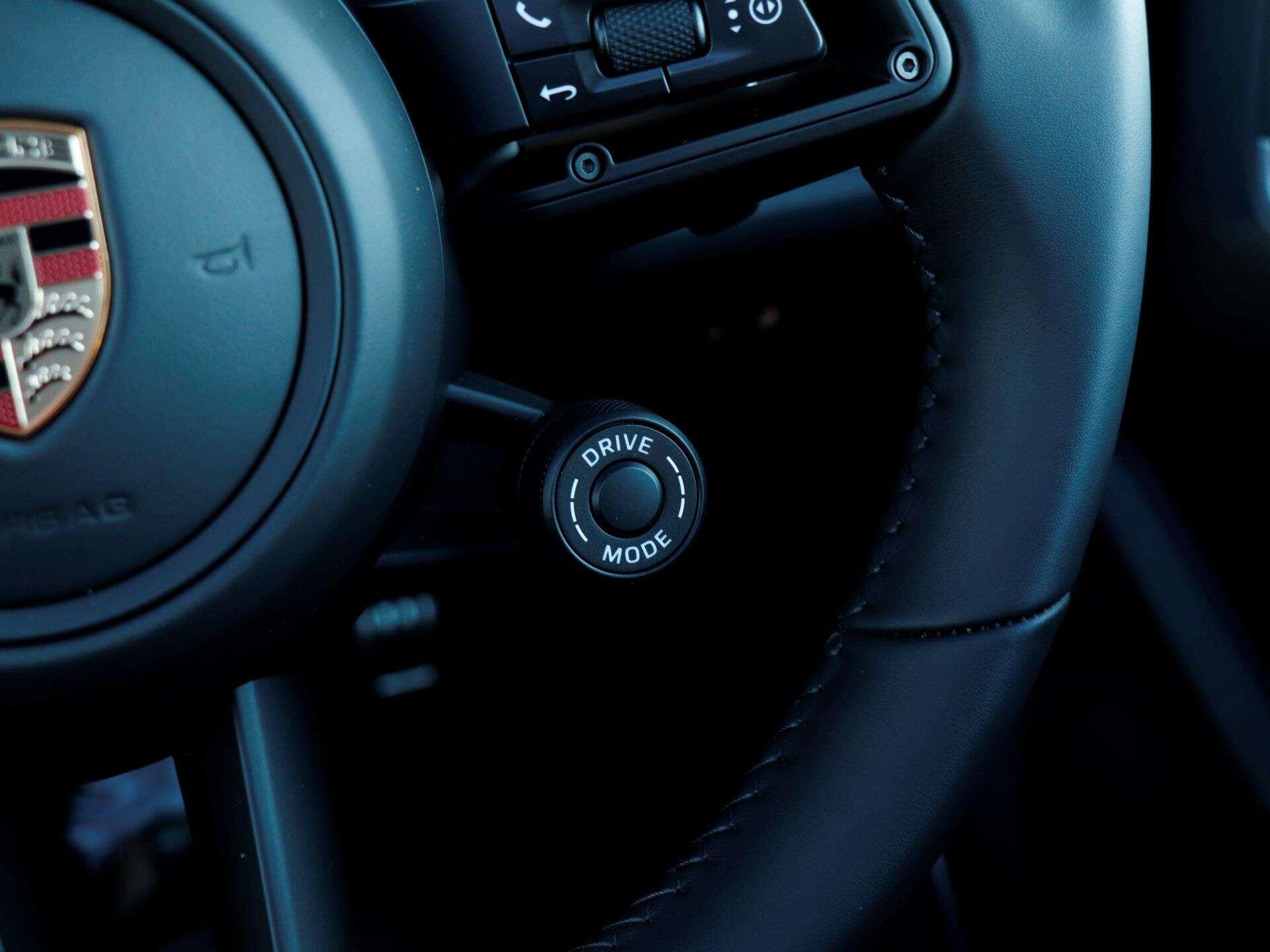 Porsche Cayenne view 20