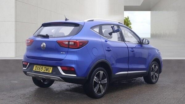 MG ZS view 8