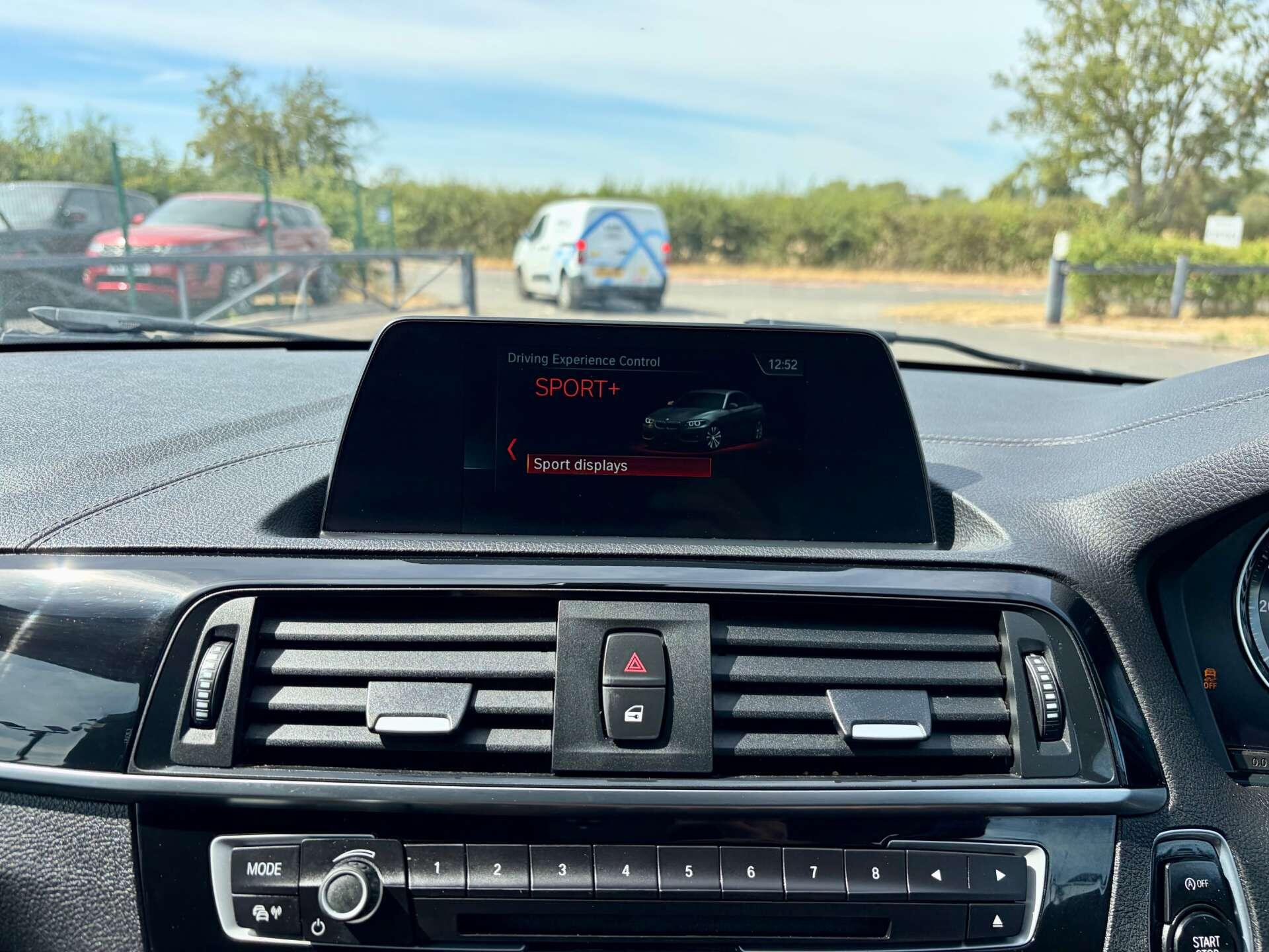 BMW 2 Series view 36