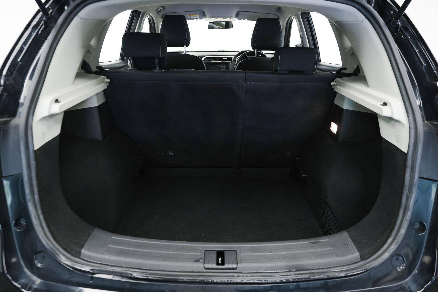MG MG ZS view 8