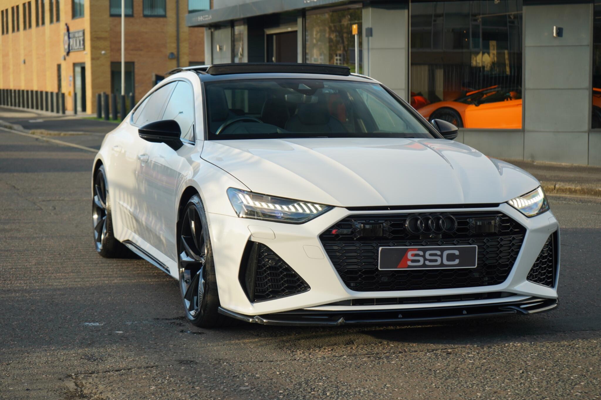 Audi RS7 view 5