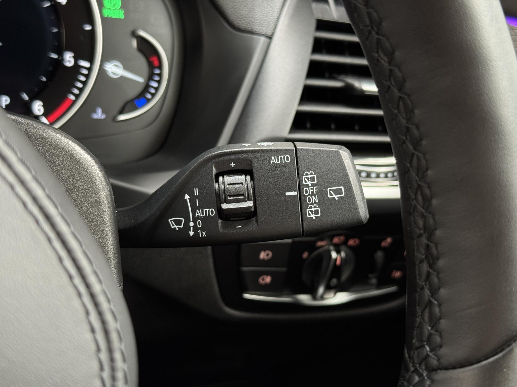 BMW X3 view 40