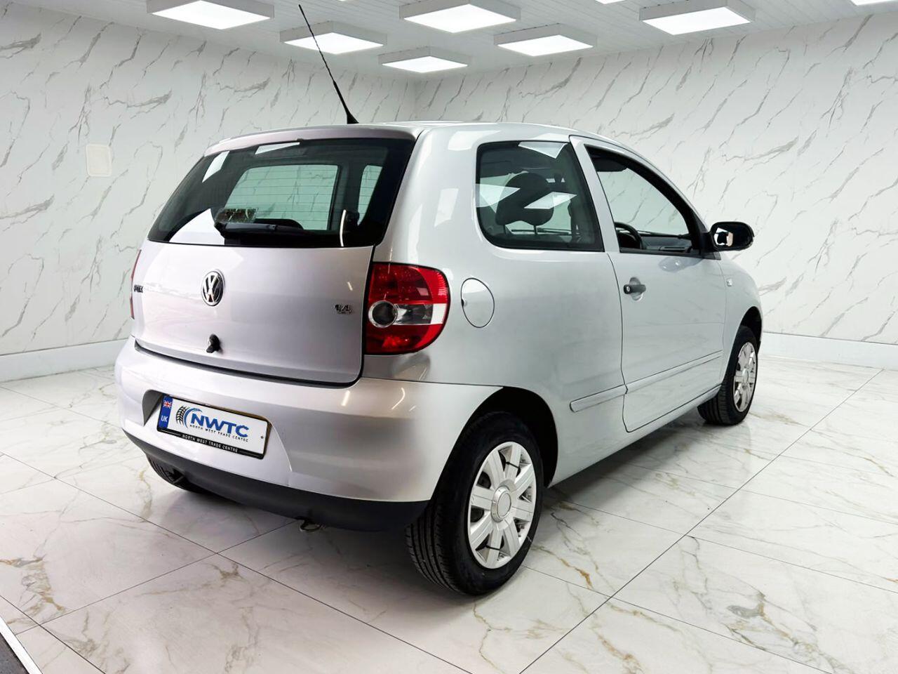 Volkswagen Fox view 11