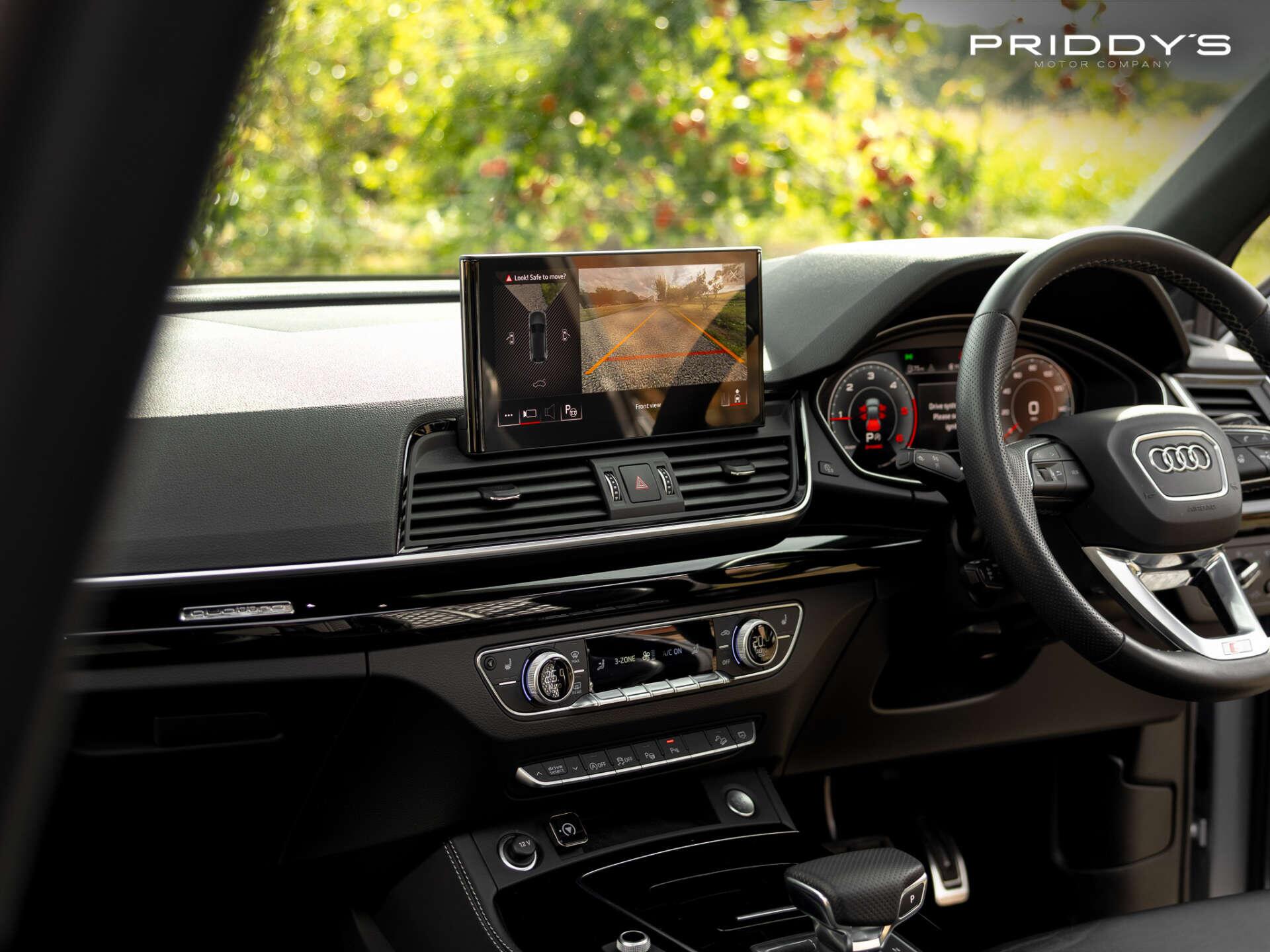 Audi Q5 view 57