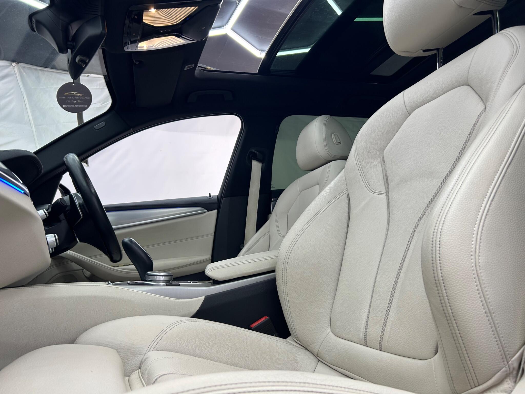 BMW 5 Series view 45
