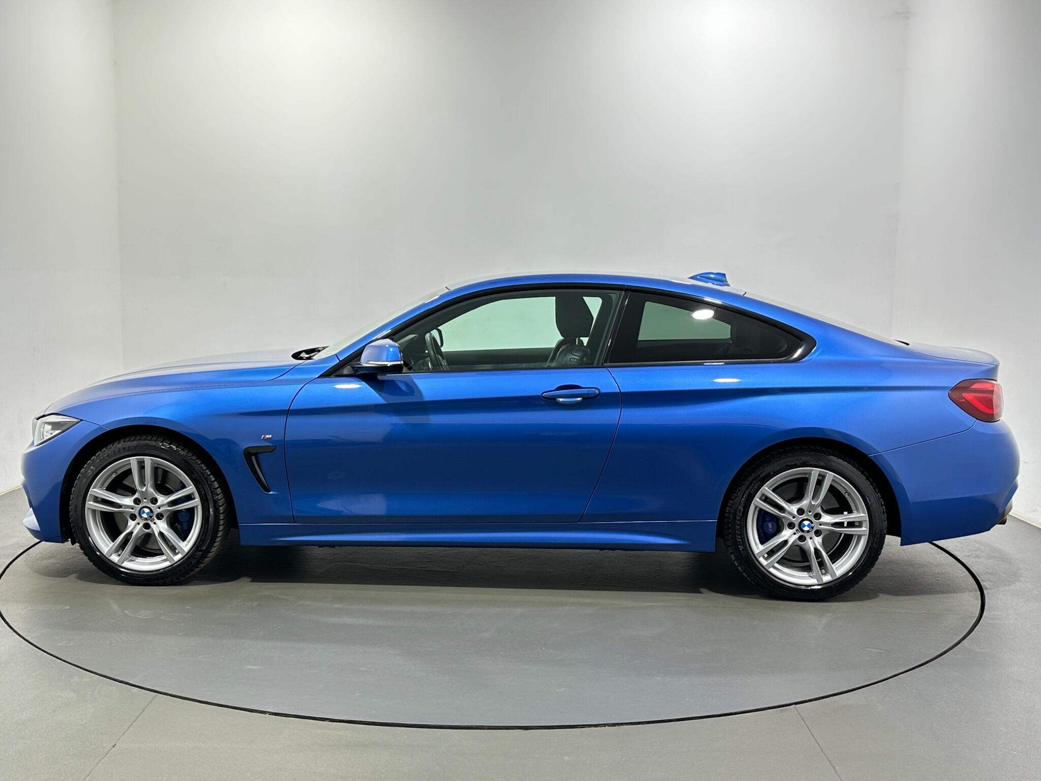 BMW 4 Series view 5